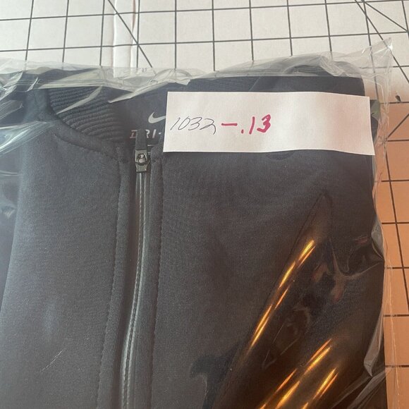 Nike Size XS Women Black Athletic DriFit Full Zip Short Sleeve Track Jacket EUC - Picture 13 of 13